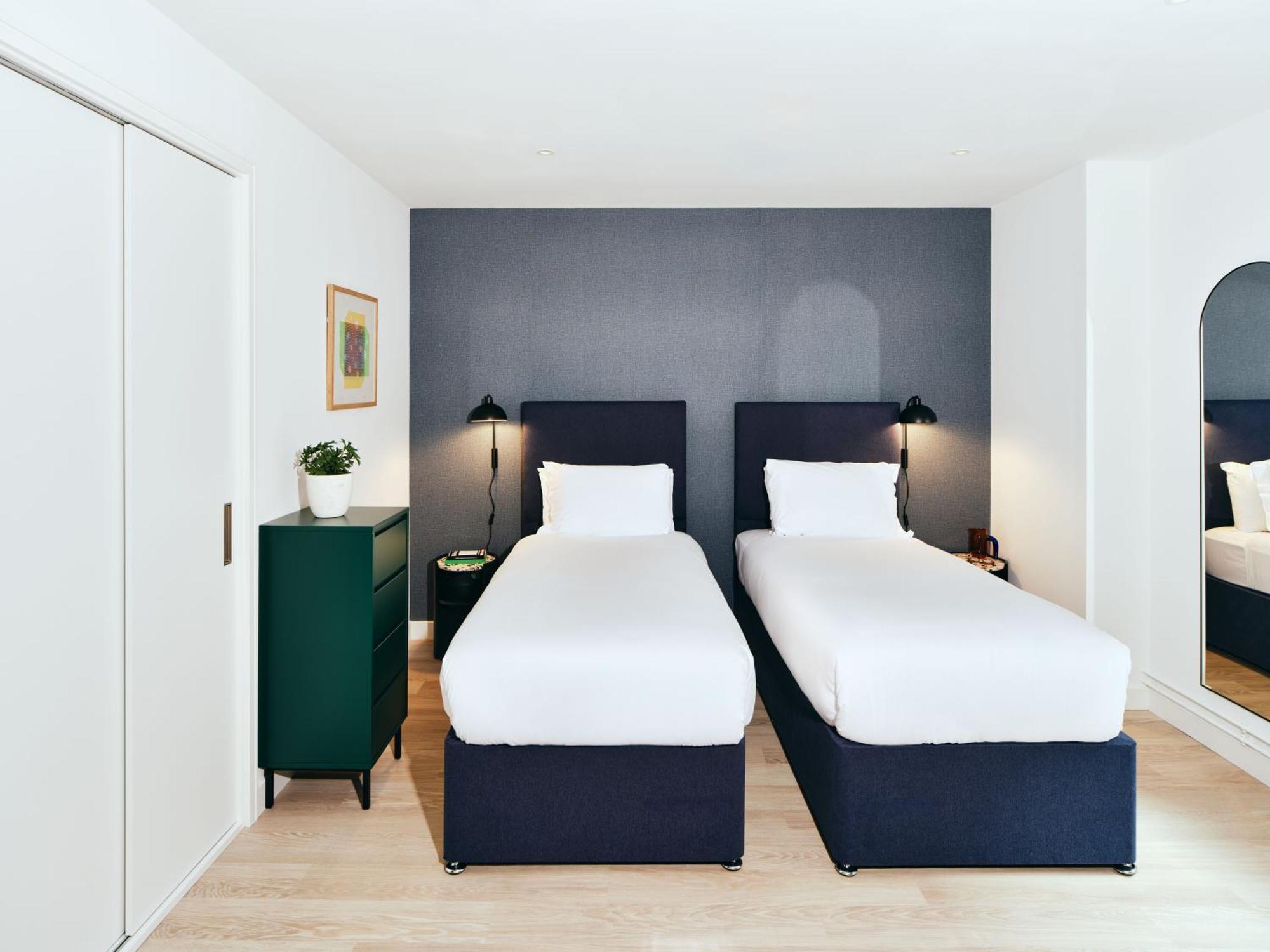 Vertus Edit Canary Wharf * London